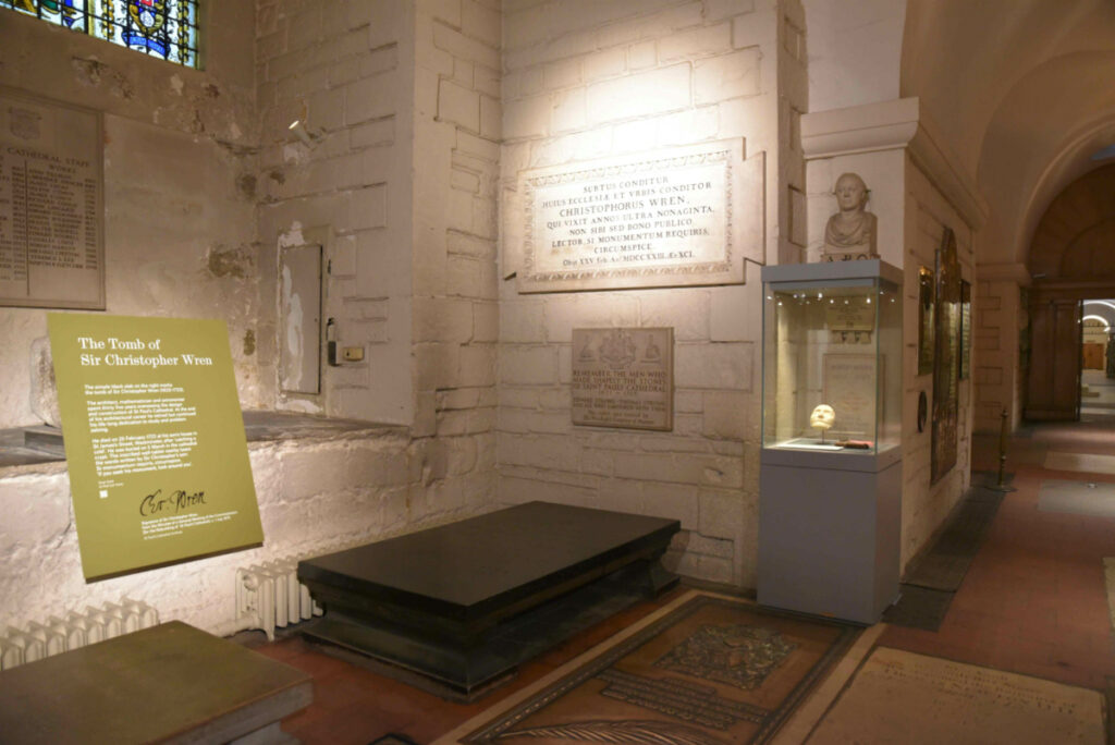 Uk London tomb of Sir Christopher Wren