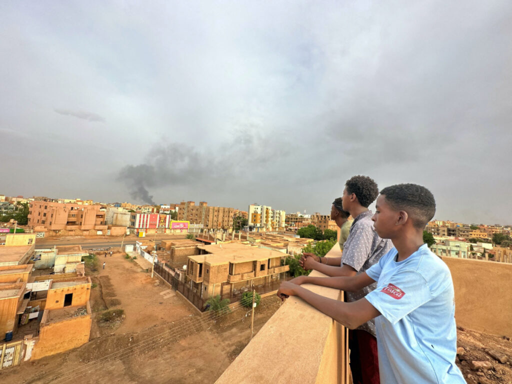 Sudan - Omdurman - smoke