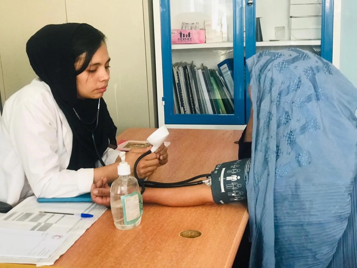 Afghanistan women nurses6