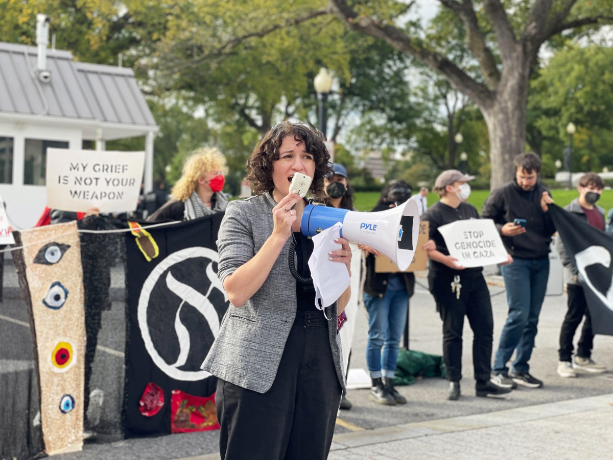 Rabbi Miriam Grossman speaks with protestors gathered  Monday afternoon, on 16th October, 2023 in front of the White House