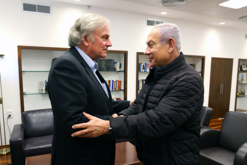 Franklin Graham, left, meets with Israeli Prime Minister Benjamin Netanyahu during a recent visit to Israel.