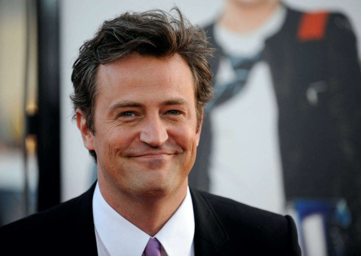 Cast member Matthew Perry attends the premiere of the film "17 Again" in Los Angeles, on 14th April, 2009.